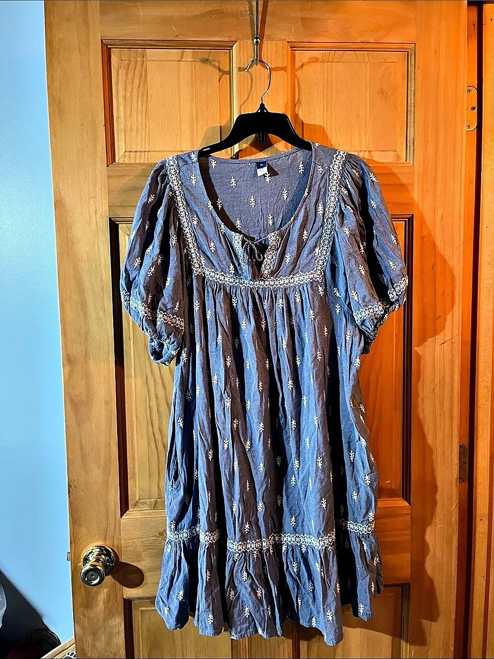 Old Navy Embroidered Mini Dress in Blue & White Size XL